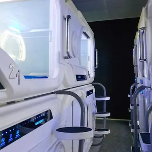 Bangau - Short Term Rest Area Capsule Capsulehotel